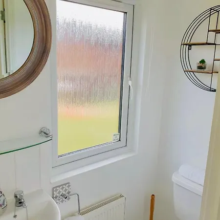 Alojamento de Turismo Selvagem Green Acres Retreat With Hot Tub *